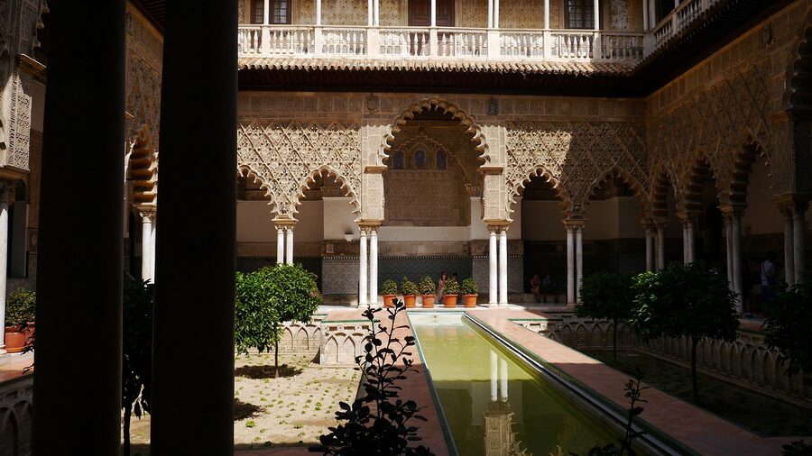 Architectural detail at Sevilla Alcazar