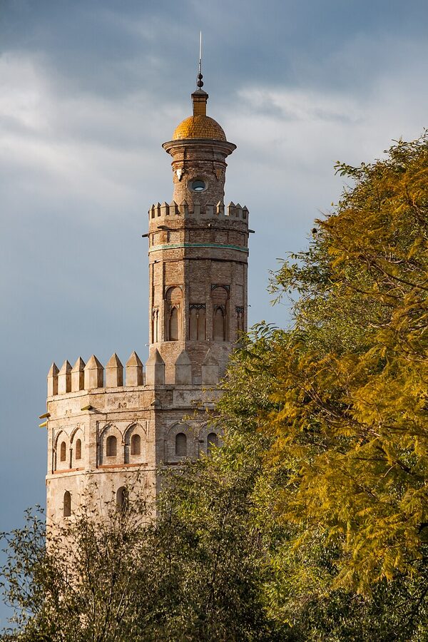 Torre del Oro in daytime Sevilla