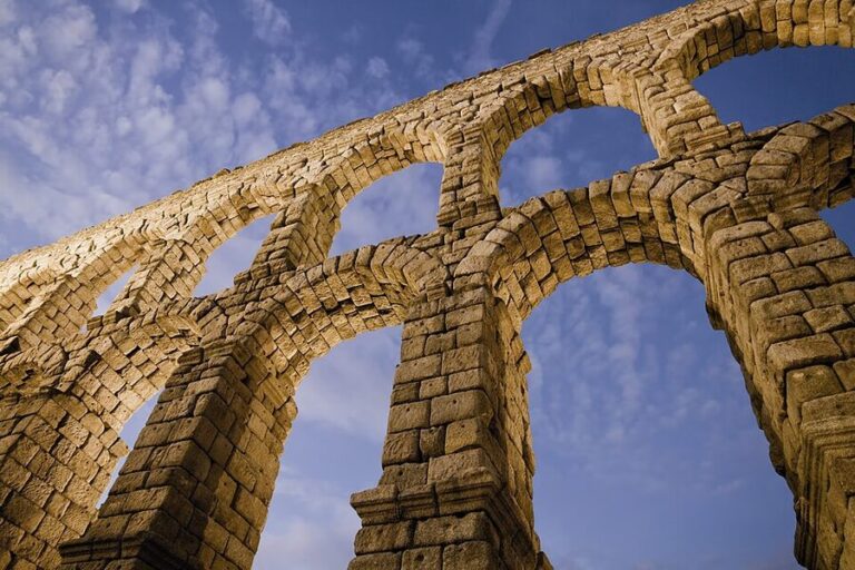 Full view of the Aqueduct of Segovia with all arches visible